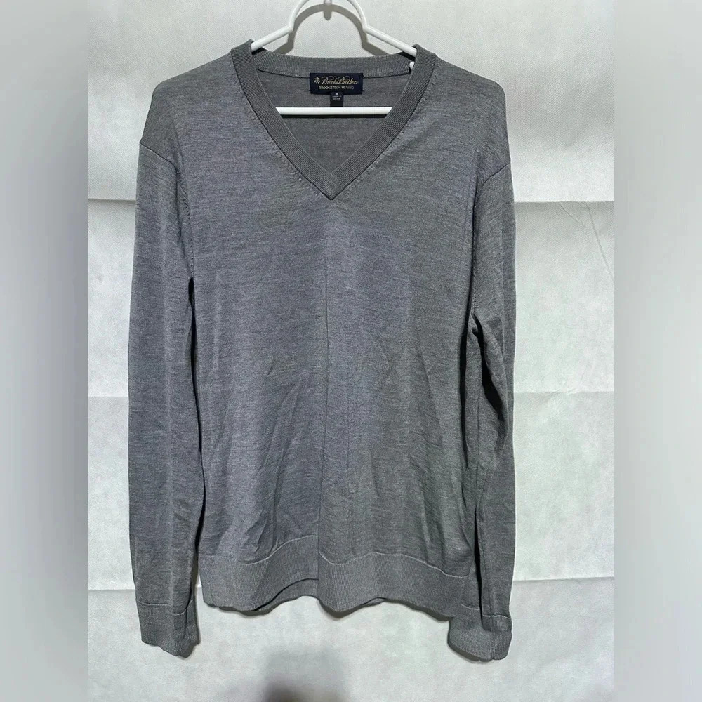 Brooks Brothers Brookstech Merino Wool V-Neck Sweater Pullover Men’s M Gray NICE